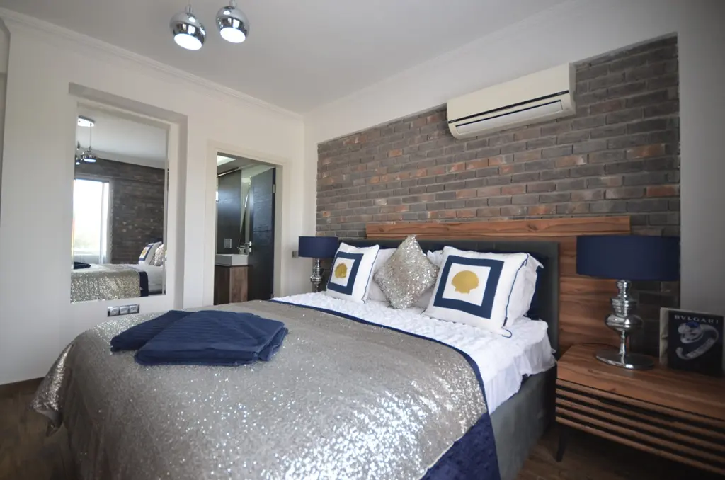 Spacious room